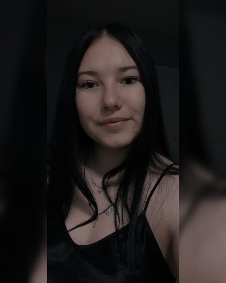  48467383  , 22 ,    