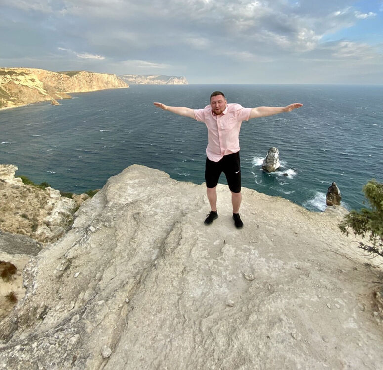  43442403  , 37 ,    -