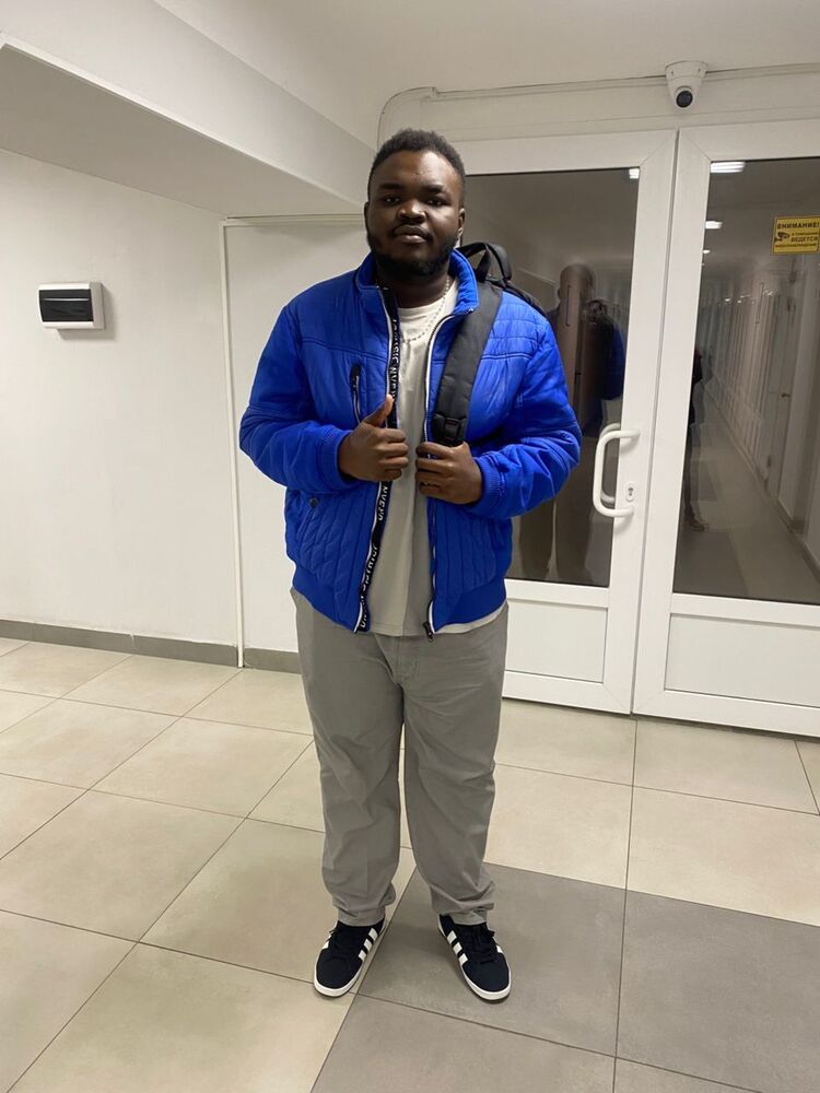  53900933  , 20 ,    --