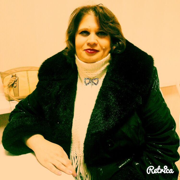  6804383  Elena, 54 ,    