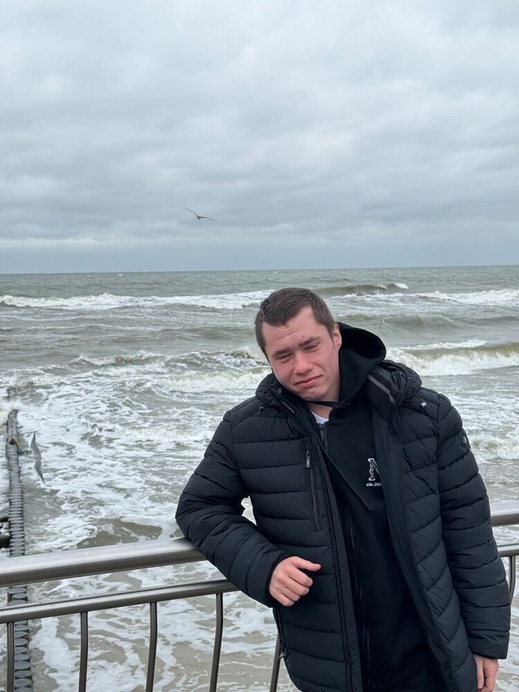  54558423  , 25 ,    -