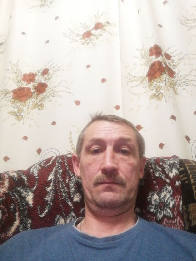  37429193  , 49 ,    