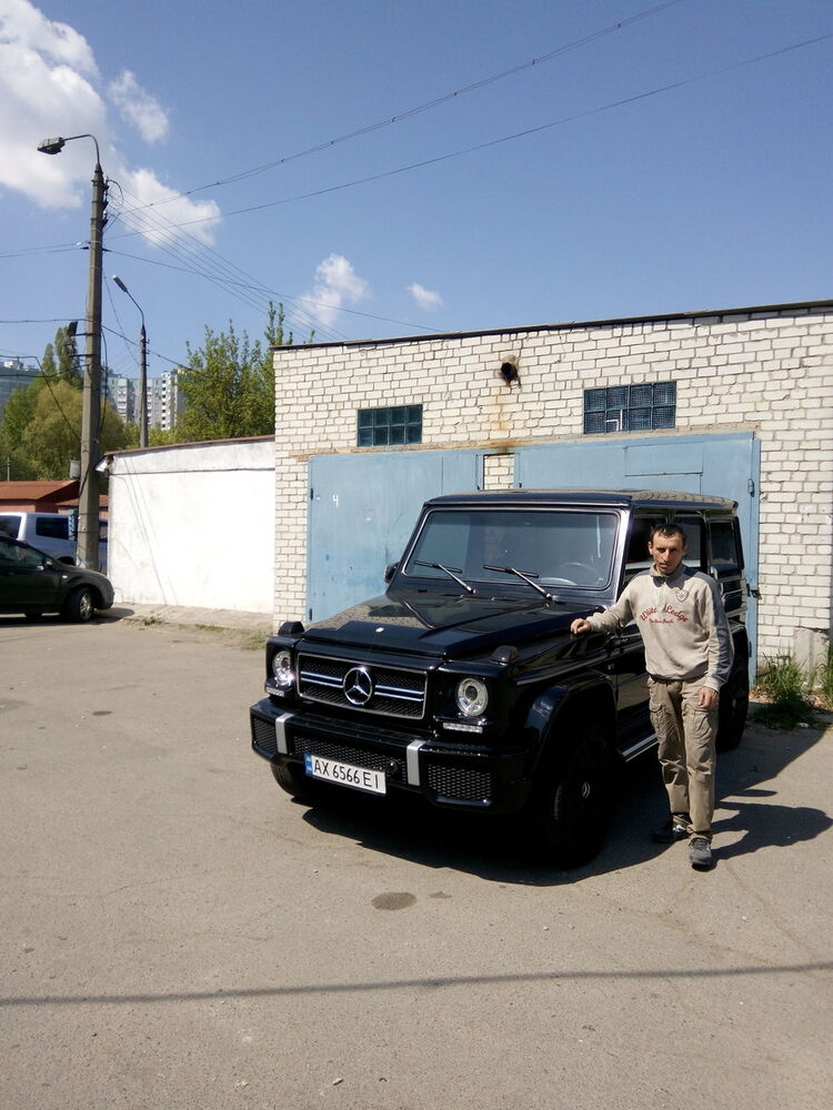  ,   Sergej, 41 ,   ,   , c 