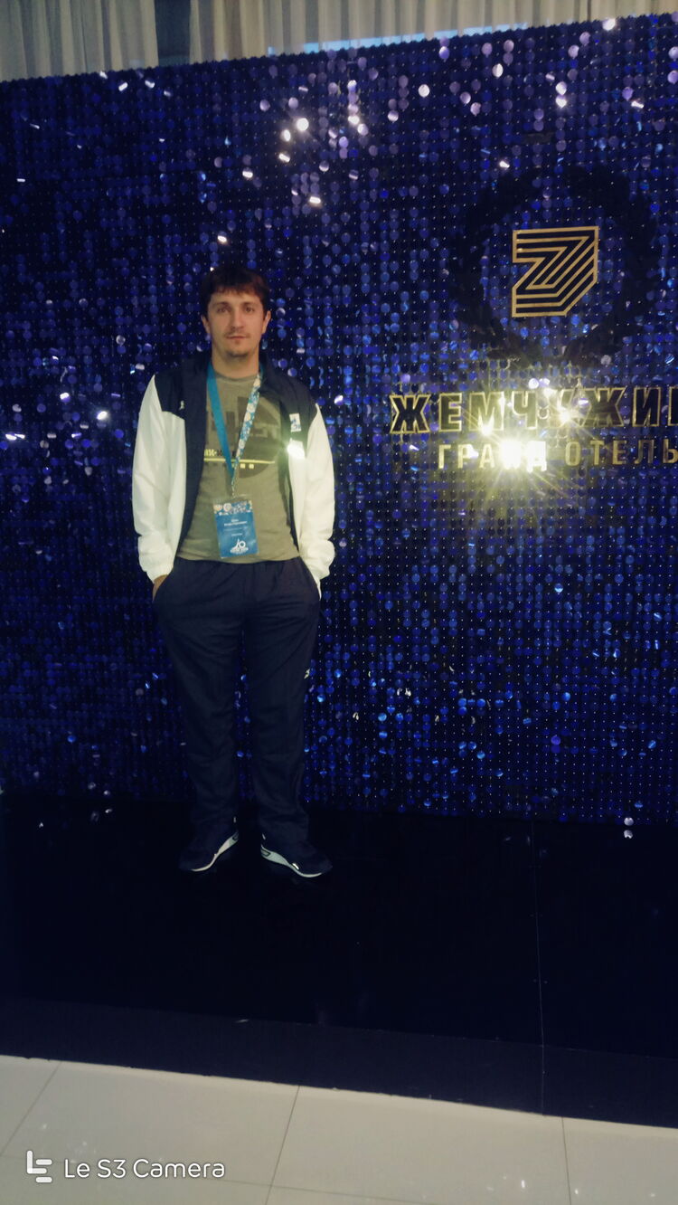  ,   Igor, 33 ,   ,   , c , 