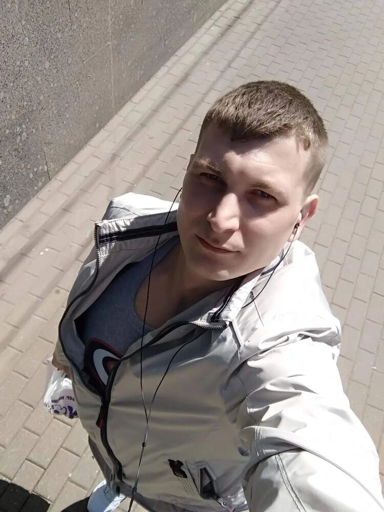  48104683  , 37 ,    