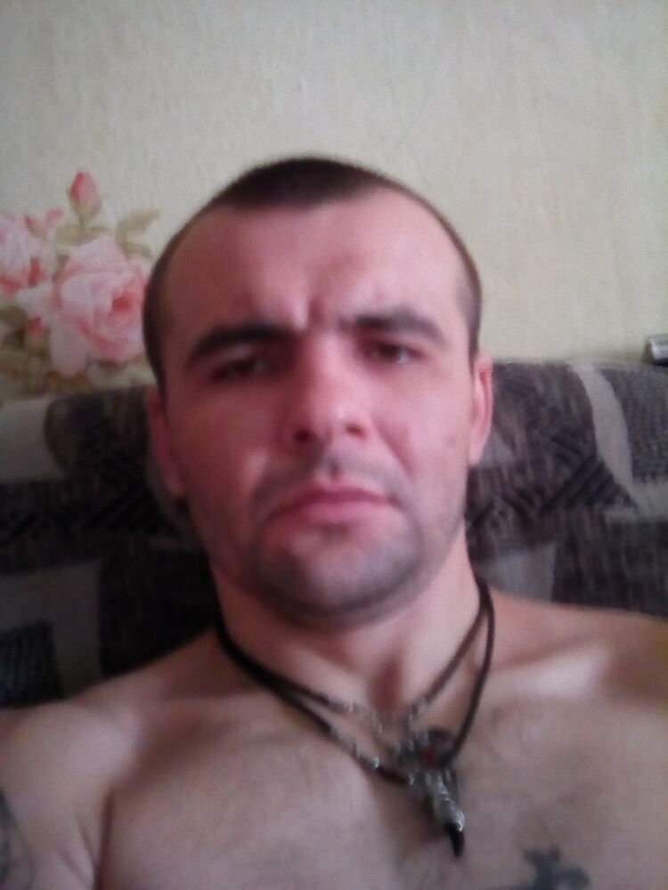  11268593  Sany, 28 ,    