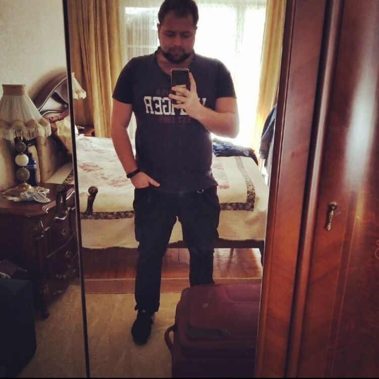  ,   Nikoloz, 32 ,   