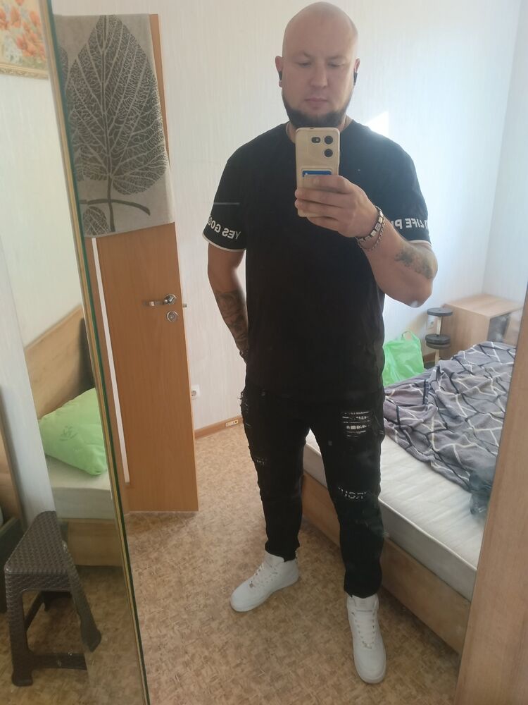  49367573  Vlad, 36 ,    