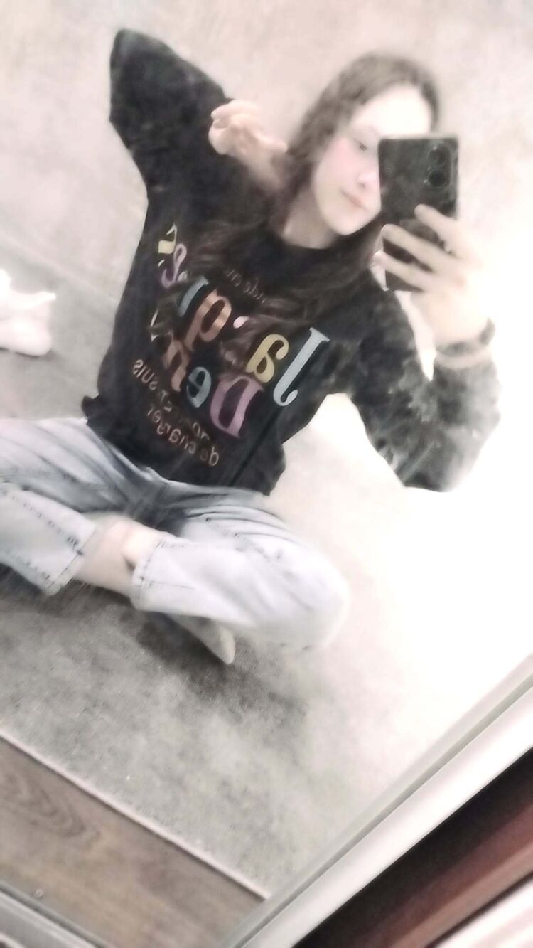  53683403  , 18 ,    