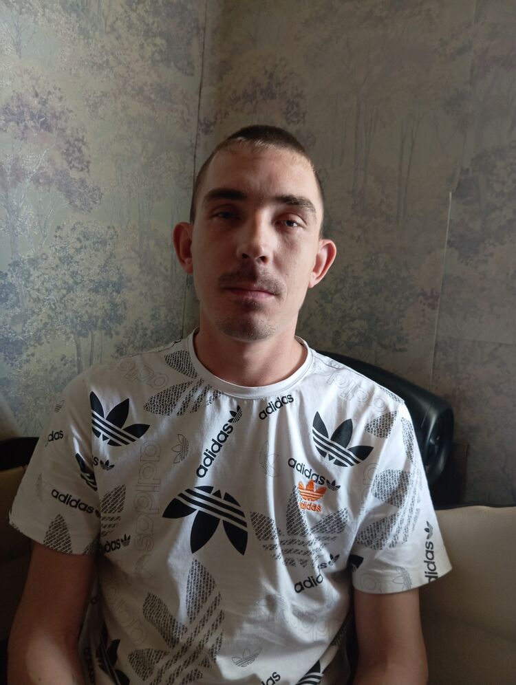  44468933  , 34 ,    