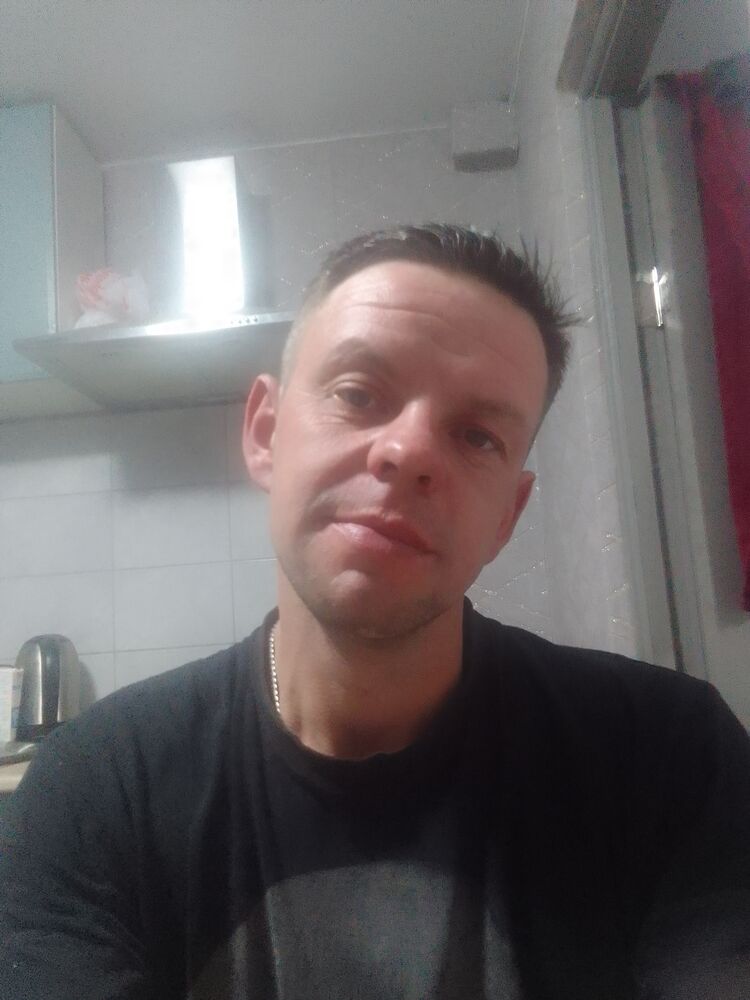  32047283  , 41 ,    