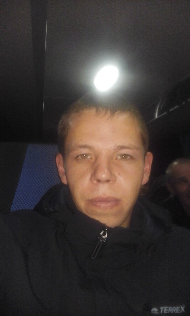  13651943  Evgenij, 34 ,    
