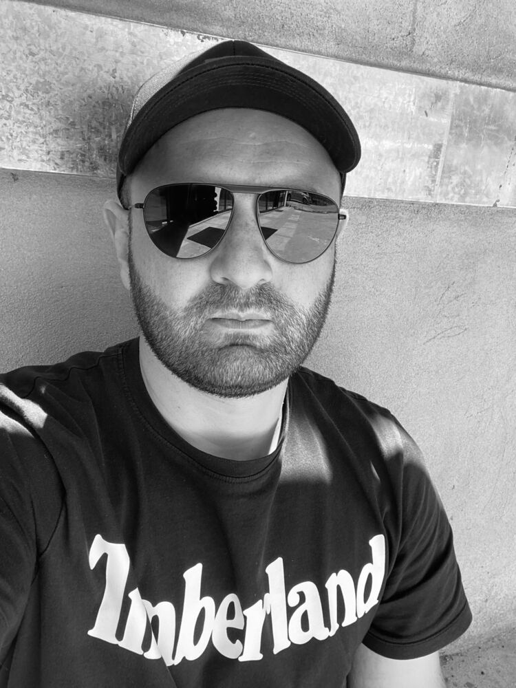  ,   Luka, 31 ,   ,   