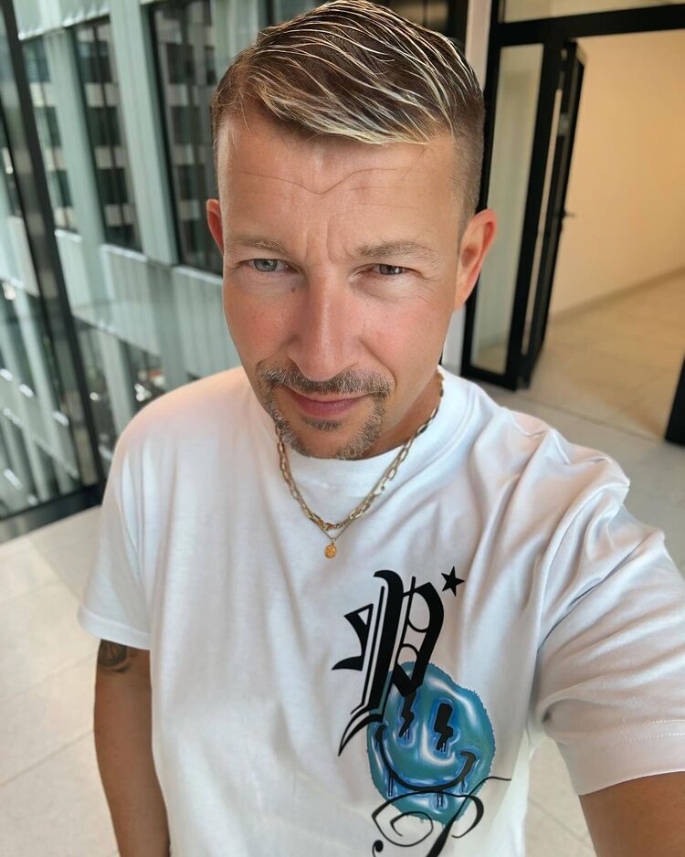  ,   , 41 ,   ,   