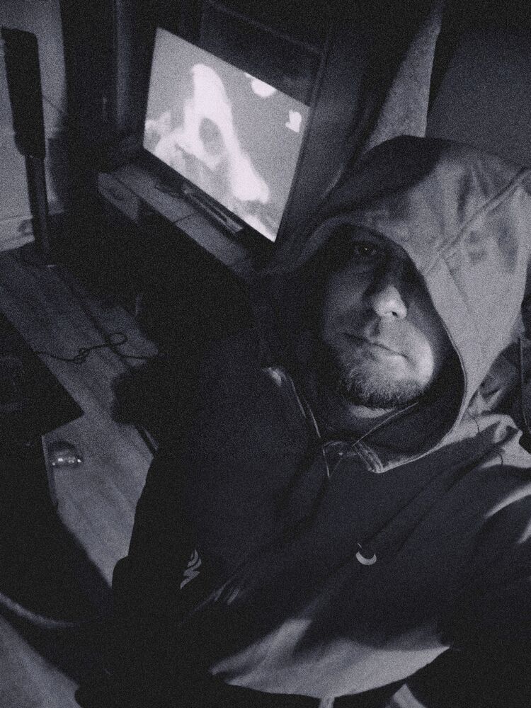  48657183  , 36 ,    