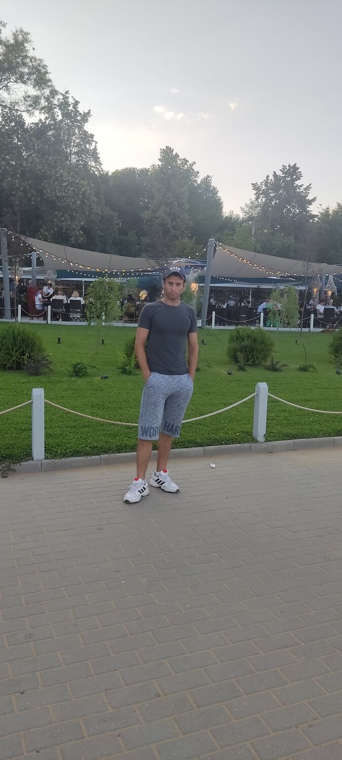  ,   Stefan, 34 ,     , 