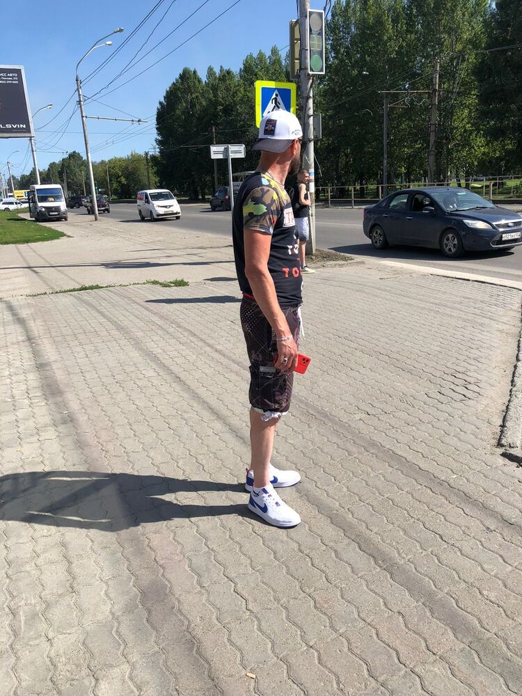  41718493  , 42 ,    