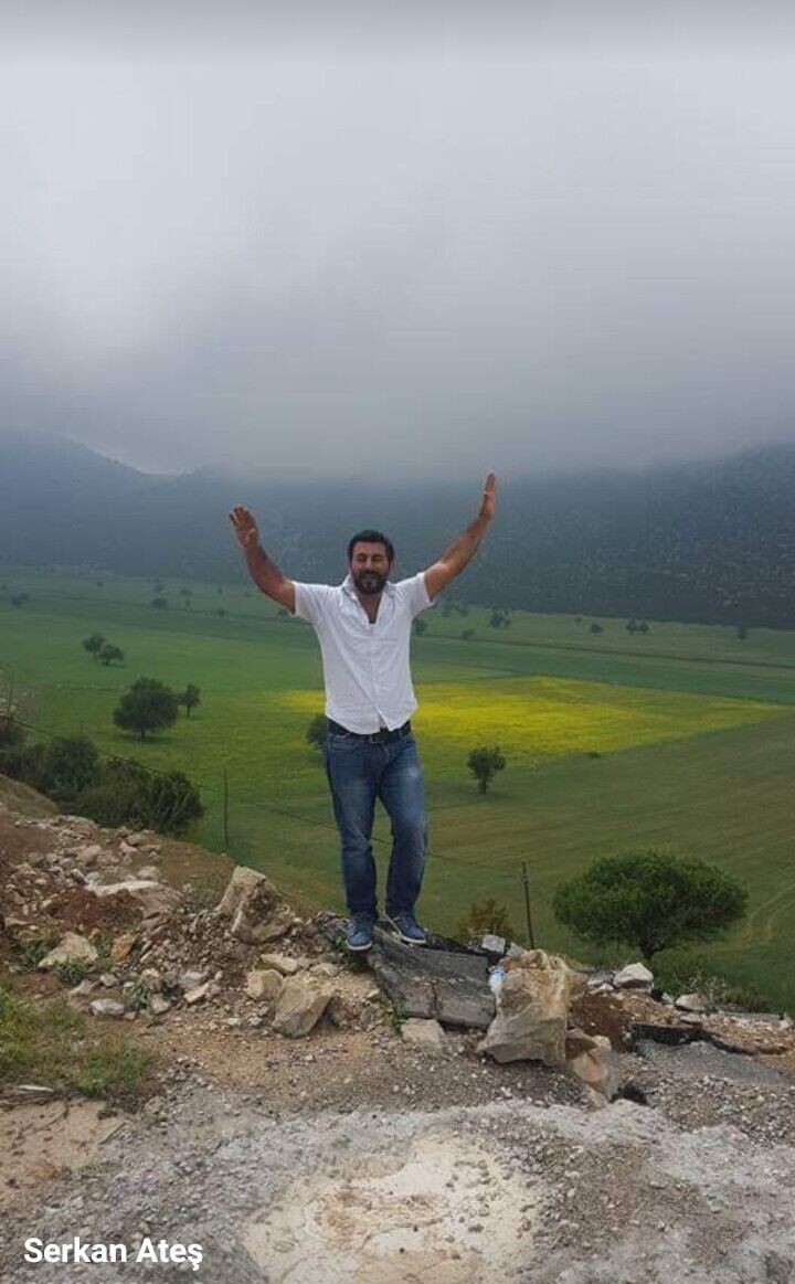  20671663  Serkan, 44 ,    