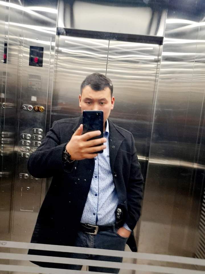  ,   Bek, 28 ,   ,   