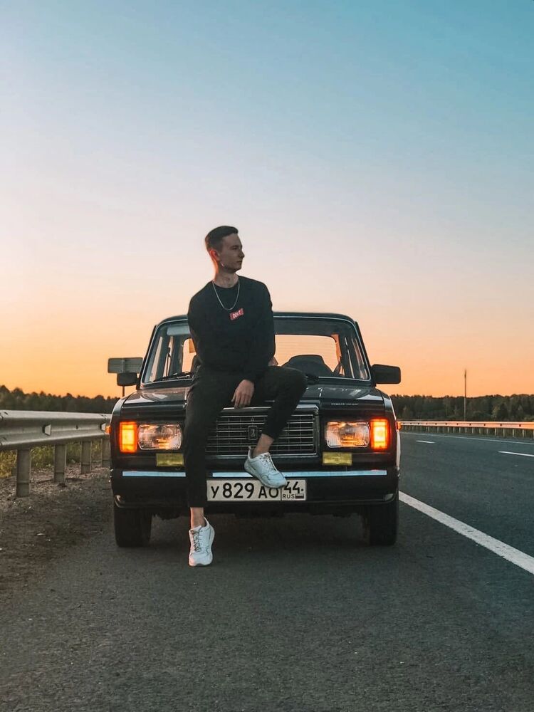  31037623  , 22 ,    -