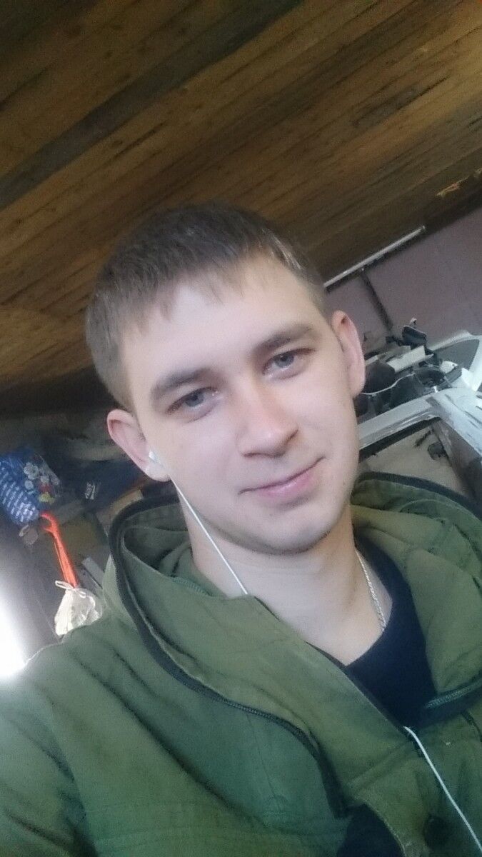  10706833  , 33 ,    