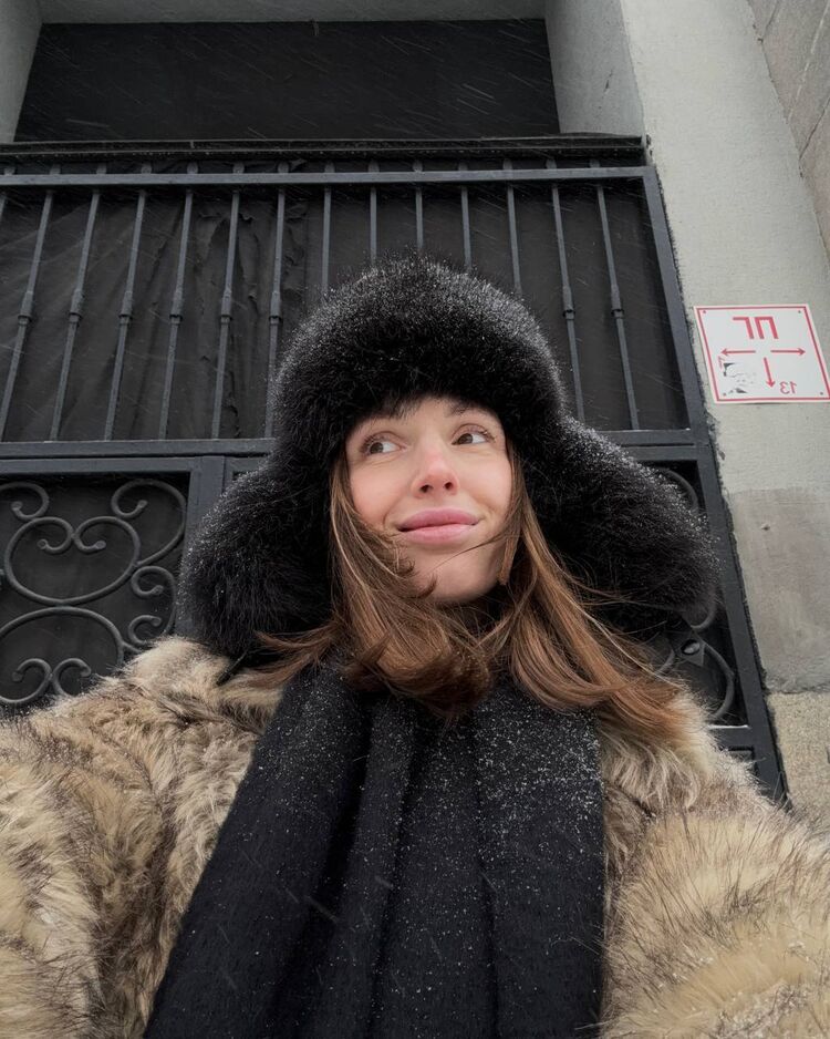 ���� 49767883 ������� ����, 33 ����, ���� ���������� � �����-���������