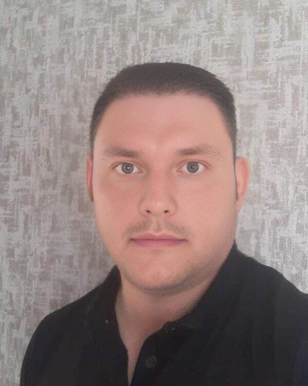  48664743  , 33 ,    