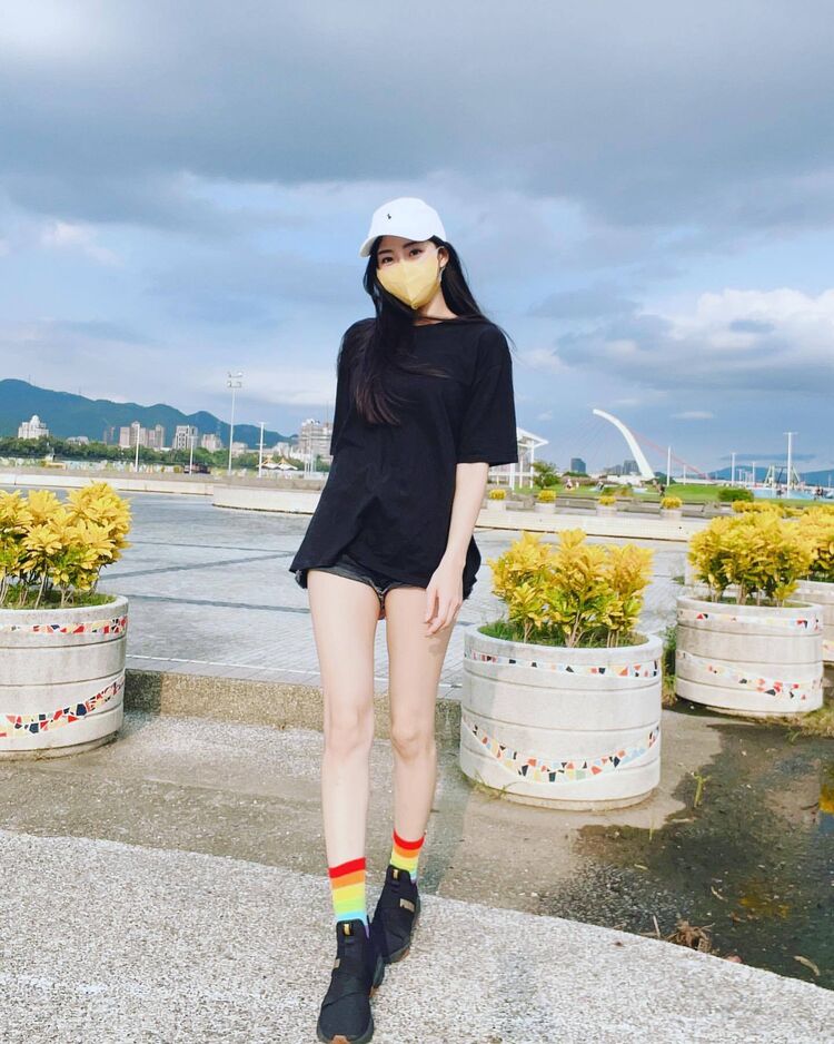  44265223  Chenmeiling, 33 ,    