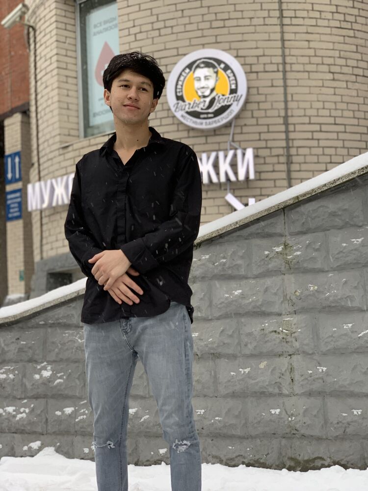  31873833  , 22 ,    -