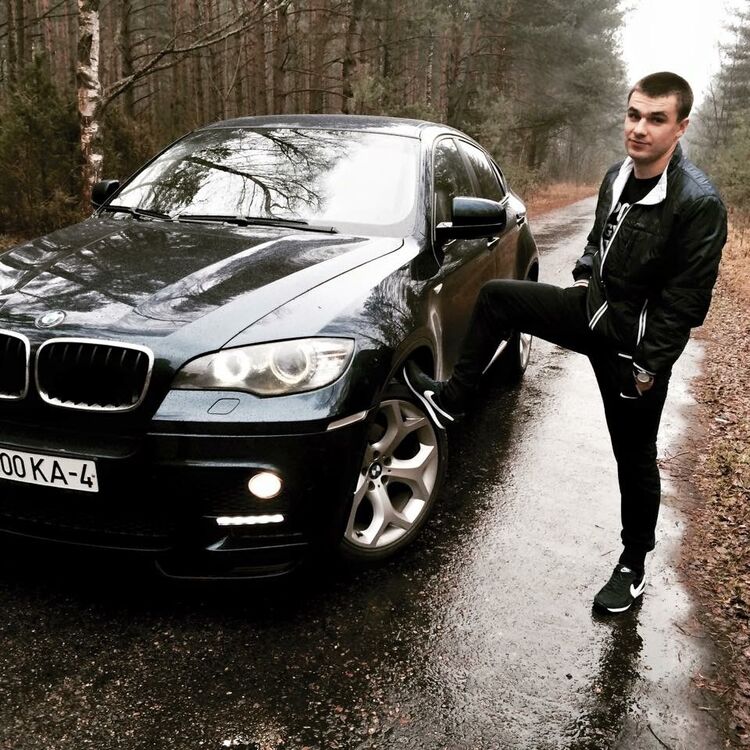  18016743  , 36 ,    