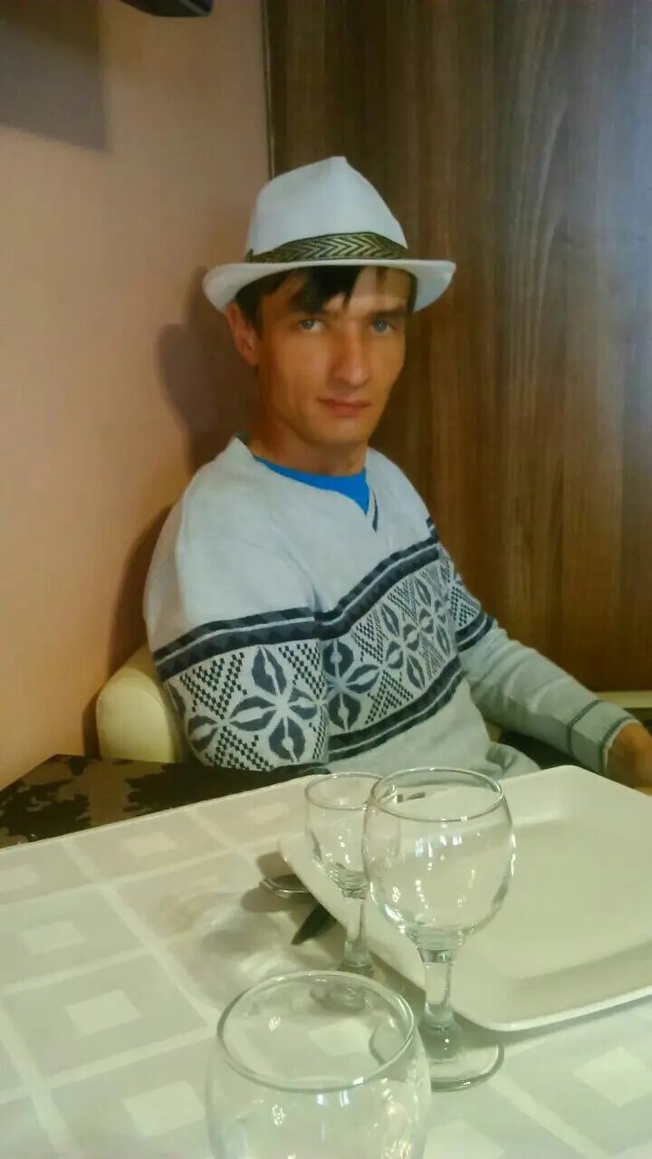  ,   Alexey, 35 ,   ,   