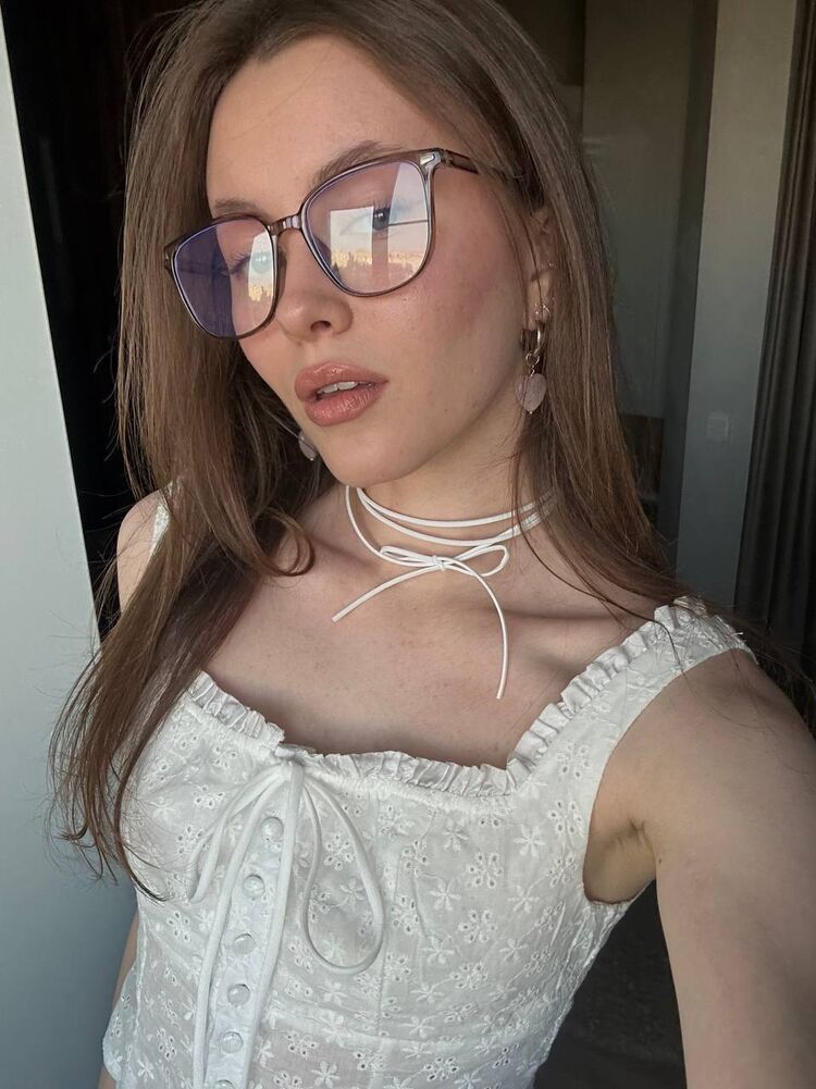  54033953  , 29 ,    -