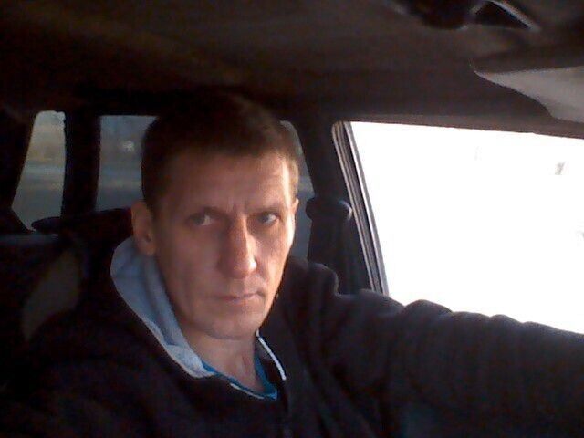  22132753  Greg, 30 ,    