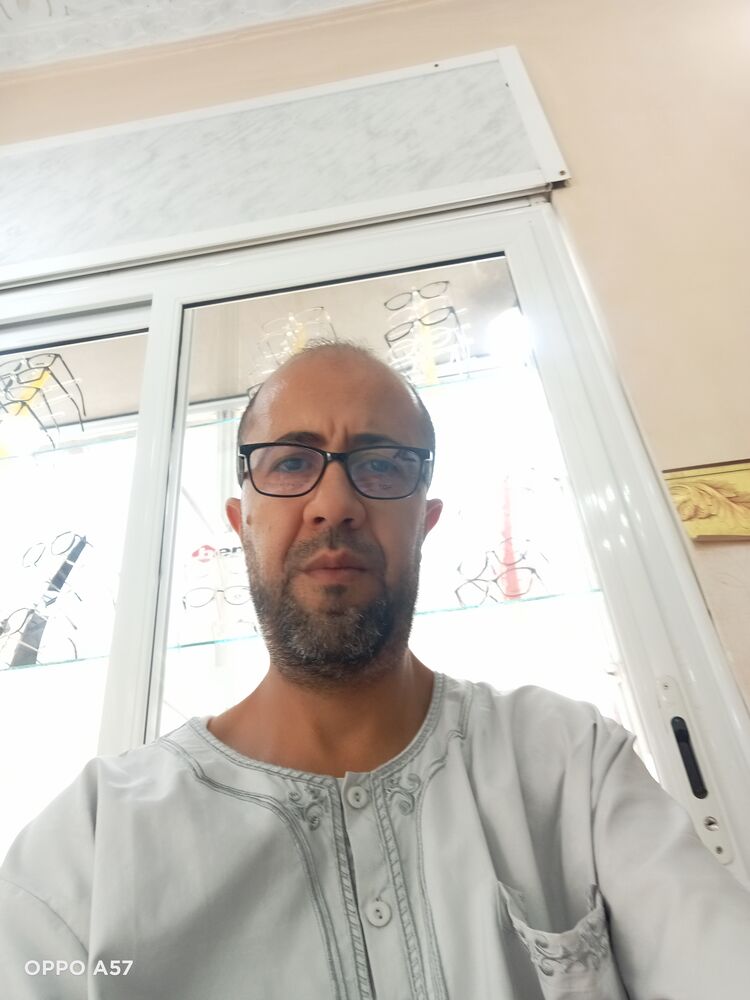 ���������� Algiers, ���� ������� Halit, 47 ���, ������������ ��� c�������� ���������, ���������