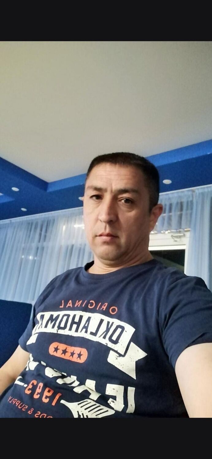  40748893  , 45 ,    