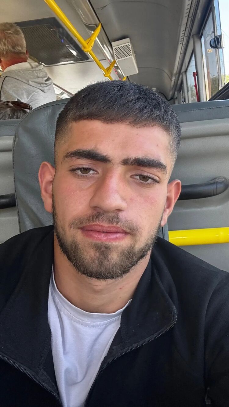 46792183  , 19 ,    