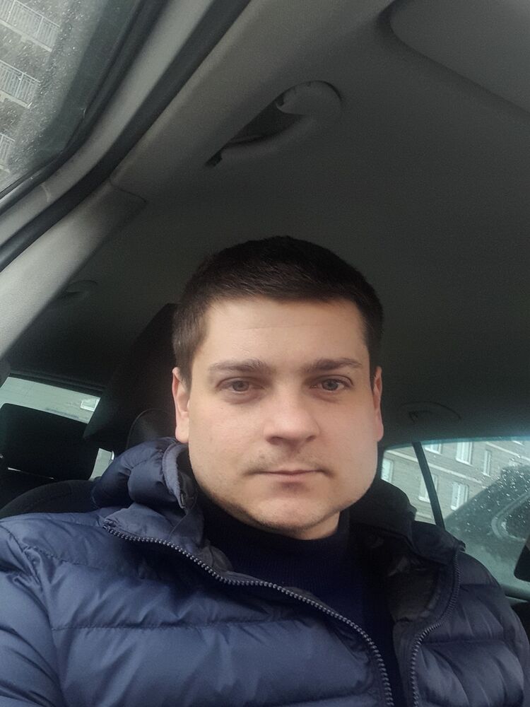  -,   Alexander, 34 ,   ,   , c , 