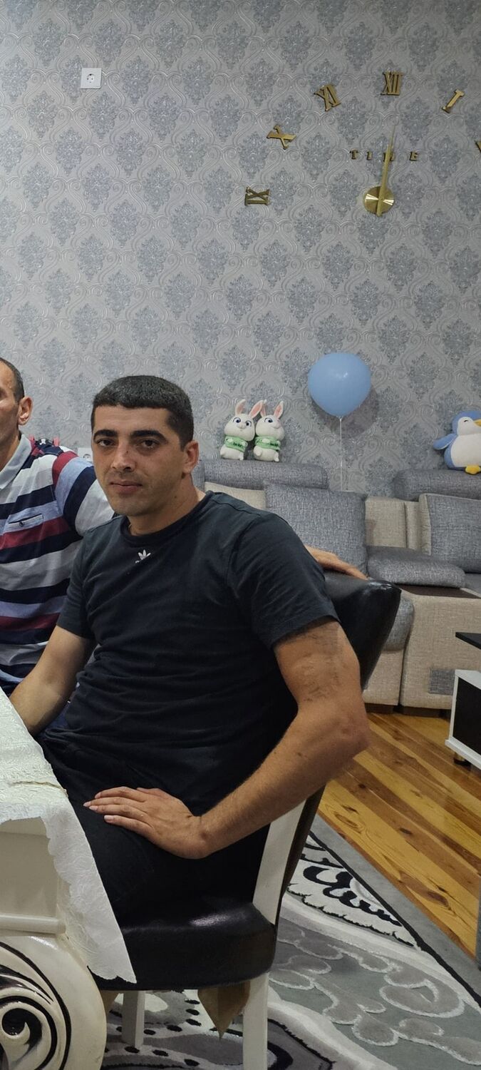 ���������� ����������, ���� ������� Parviz, 32 ����, ������������ ��� ����� � ���������, c�������� ���������, ���������