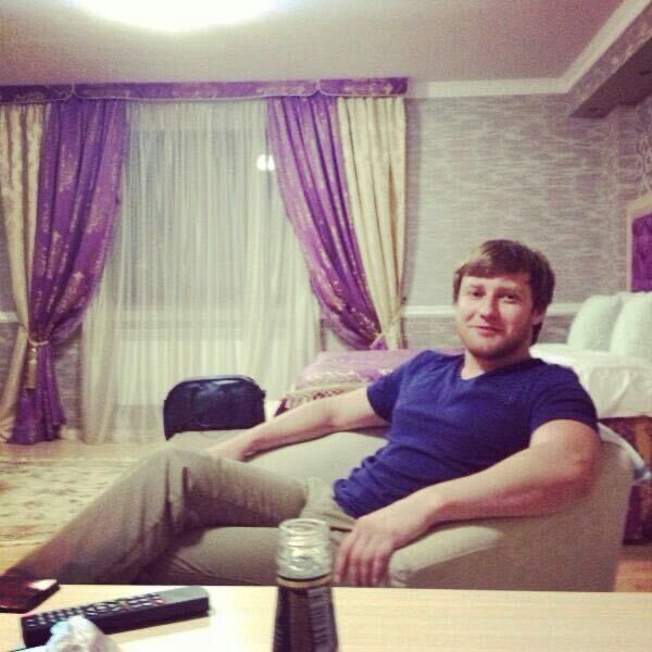  ,   Adam, 29 ,   ,   