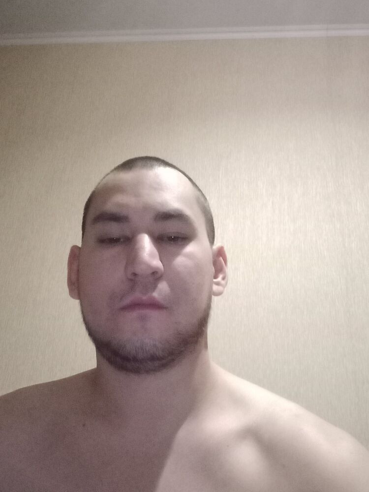  ,   Artur, 29 ,   ,   , c , 