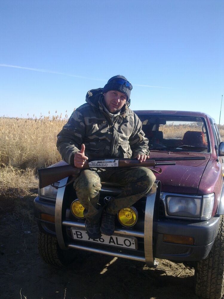  ,   Sergei, 52 ,     , c 