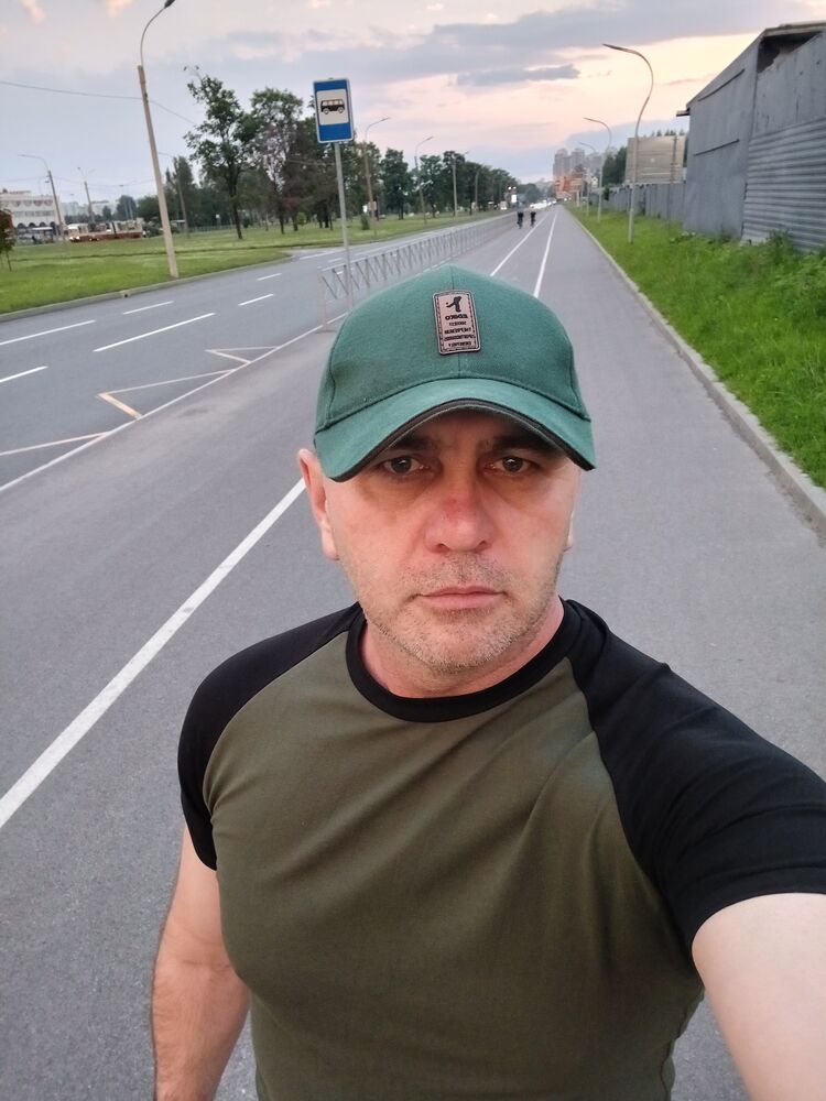  54264933  Deni, 47 ,    -