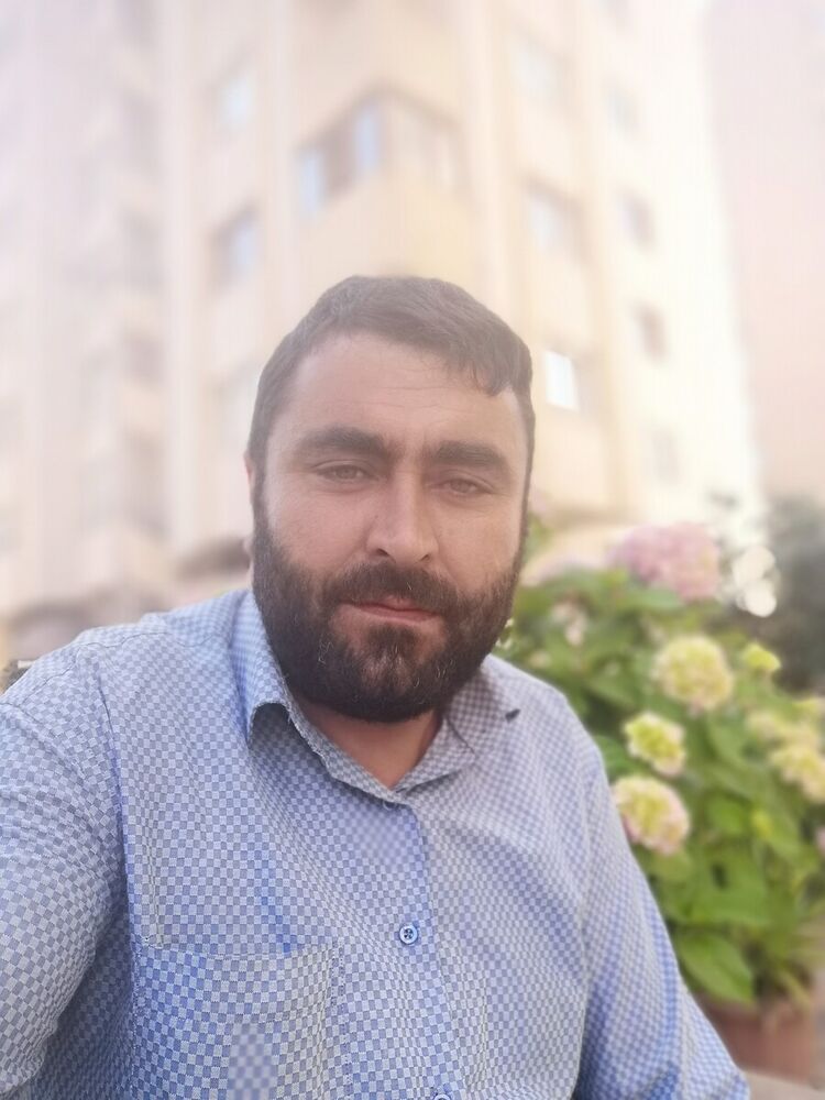  ,   Yuksel, 40 ,   ,   , c 