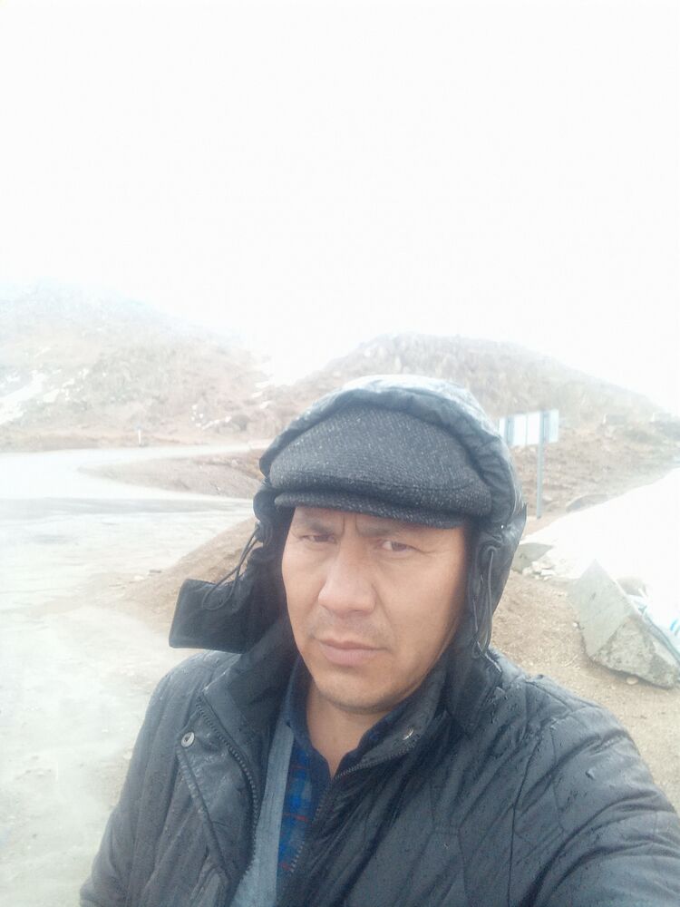  ,   Zafar, 39 ,   ,   