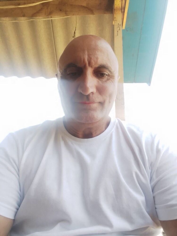  40151973  Serj, 57 ,    