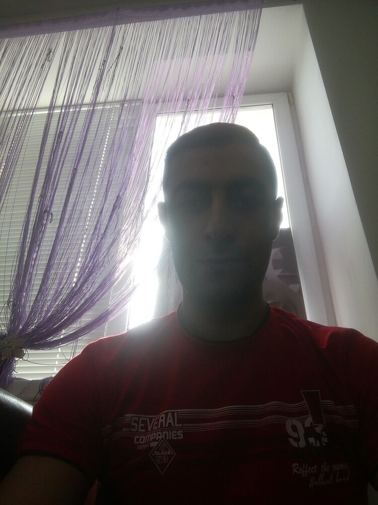  ,   Gag, 37 ,   , 