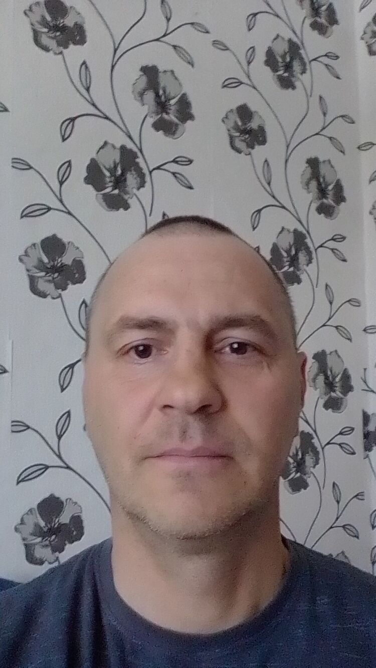 30046713  , 49 ,    