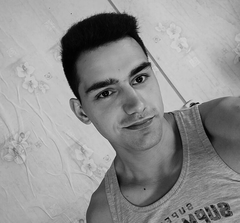  37751073  , 24 ,    