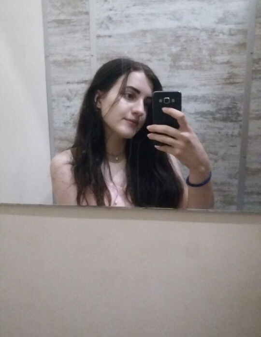  18867063  , 24 ,    