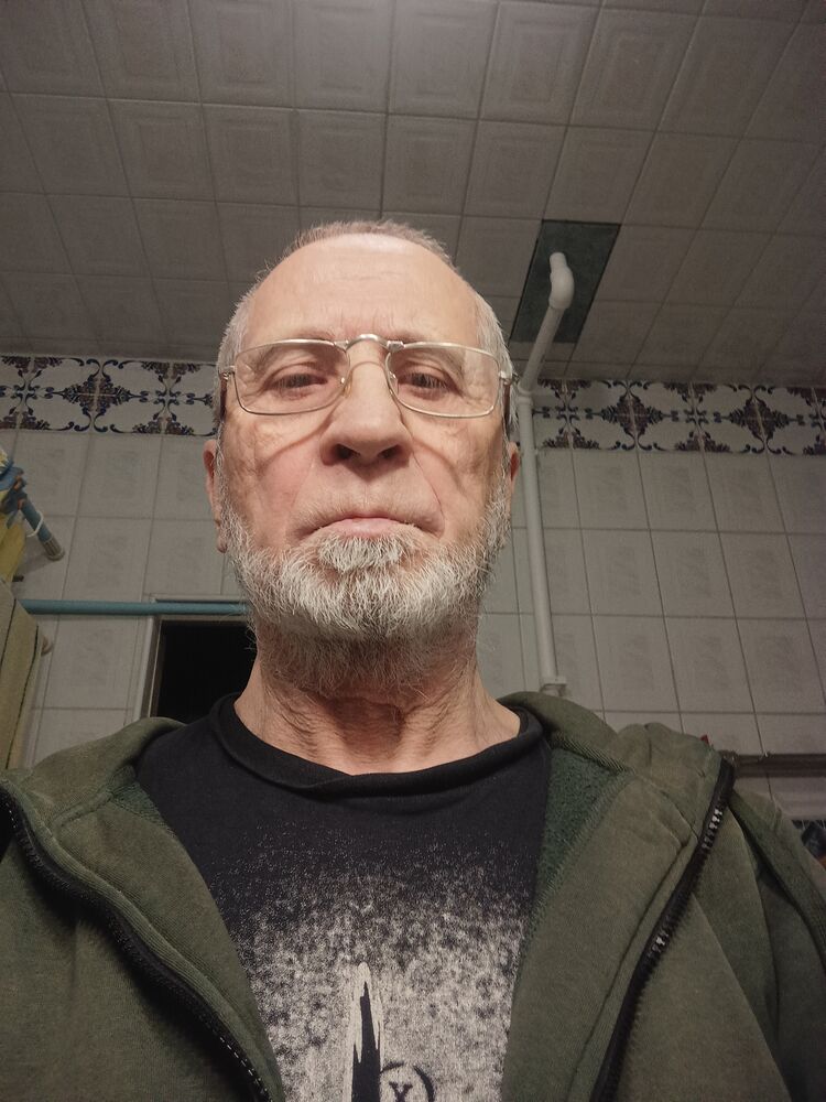  51695383  , 65 ,    